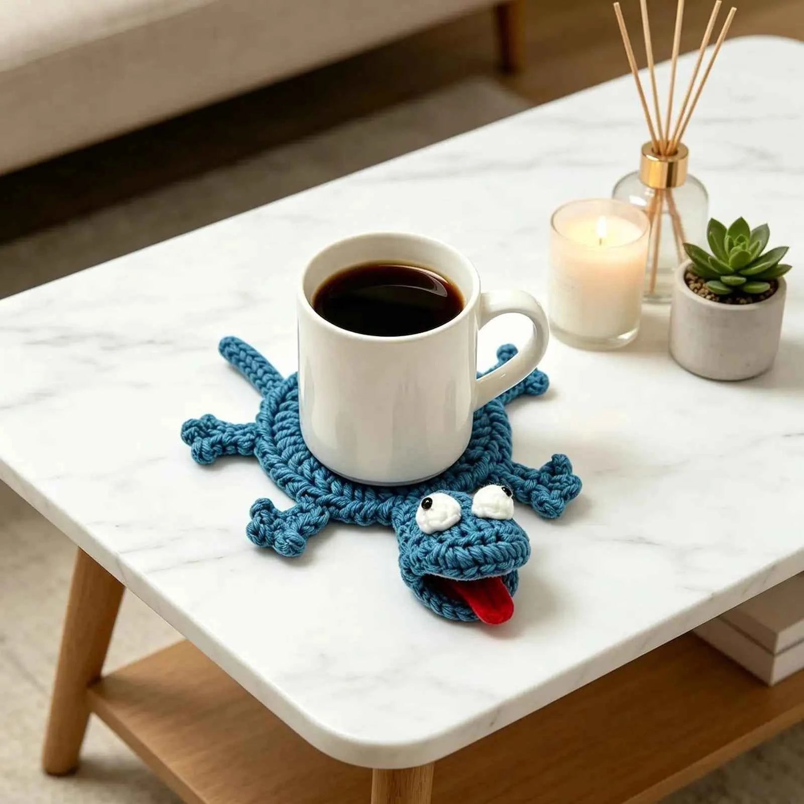Crocheting Cup Coaster Animal-Themed Table Protection Ornament Funny Crochet Lizard Coaster for Bedroom Nightstand Birthday