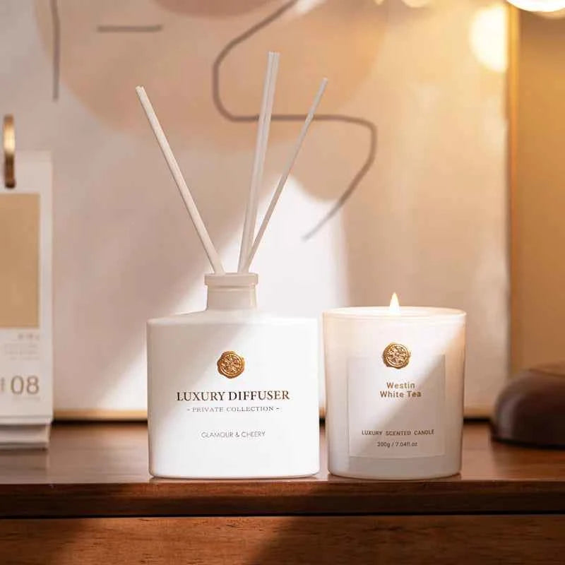 Reed Diffuser & Scented Candle Gift Set, Fragrance Diffuser & Soy Wax Candles in Glass Jar, Natural Candles Gifts for Home Decor
