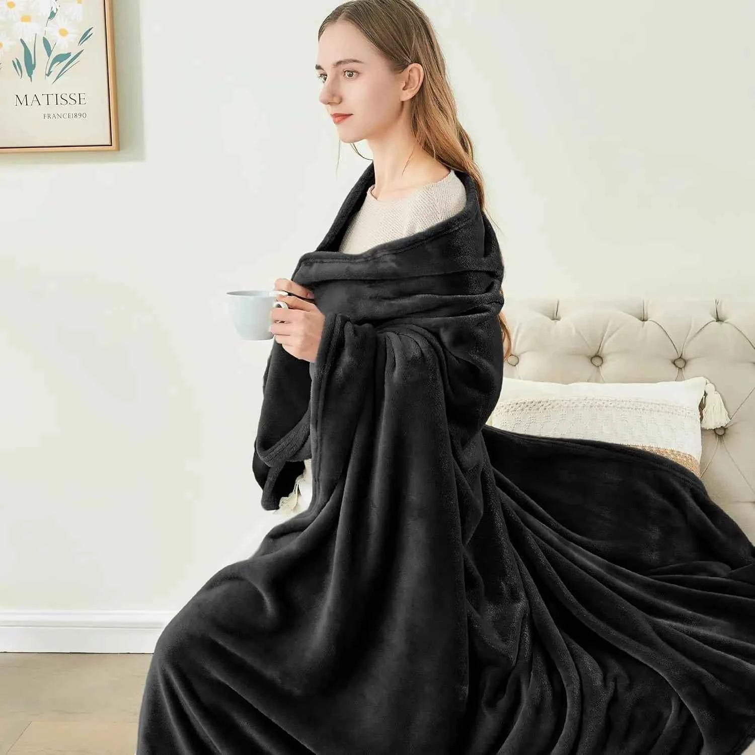 BEDELITE Fleece Blanket Black Throw Blankets for Couch & Bed, Luxury Plush Cozy Fuzzy Blanket 50x60 inches, Super Soft Warm Lightweight Throw Blanket for Travel Camping
